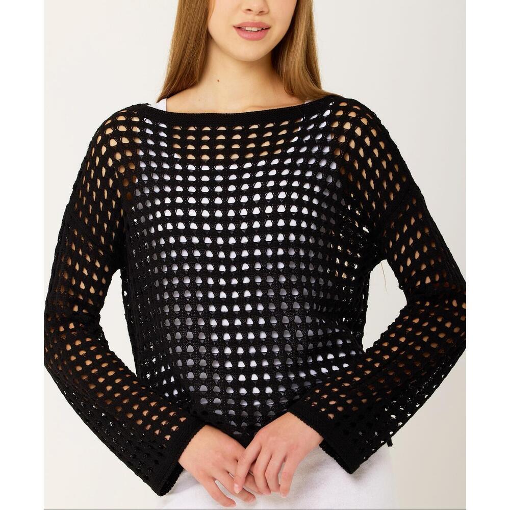 NEW FRENCH KYSS crochet top in black